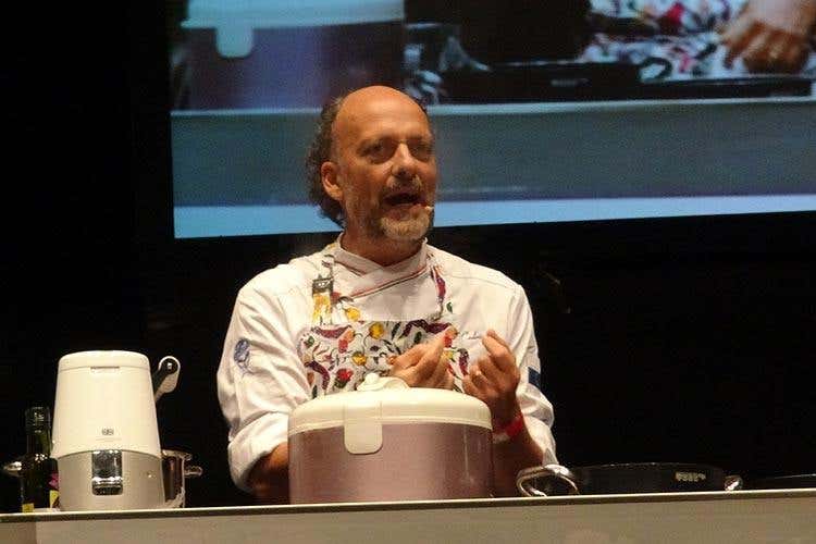 Moreno Cedroni (Meet in Cucina valorizza le Marche
Viaggi formativi a partire dal territorio)