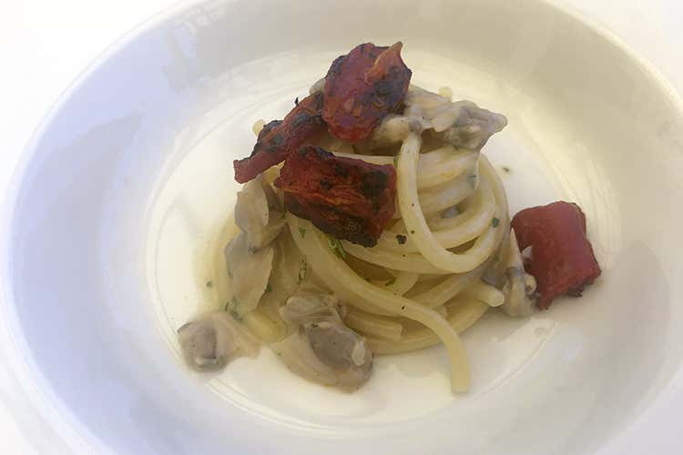 (Meno piatti, ma qualità intatta 
La ripartenza sprint di Uliassi)