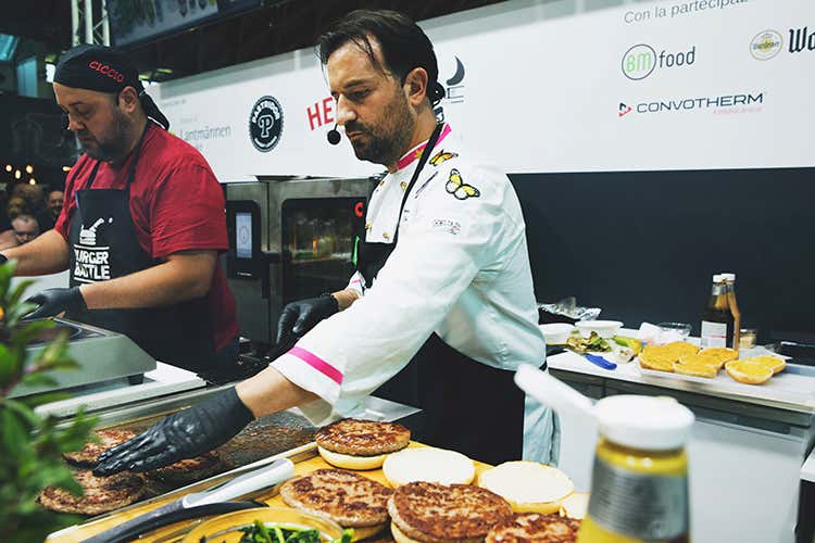 (Il miglior burger gourmet italiano 
è del bresciano Marino Gurizzan)