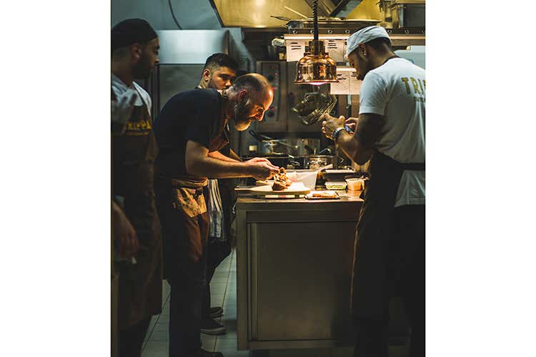 (Milano vs Bangkok 
Tim Butler nei fuori carta di Trippa)