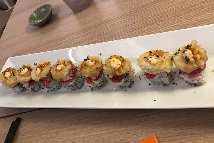 Uramaki capesante (Miyabi raddoppia e apre a Milano 
Un'altra originale £$sushi experience$£)