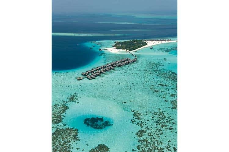 (Moofushi, emozioni #nofilter 
e fondali mozzafiato)