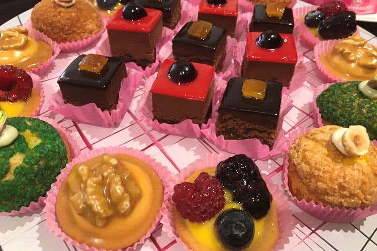 (Nasce la Rinaldini Pastry 
Porta la pasticceria italiana nel mondo)