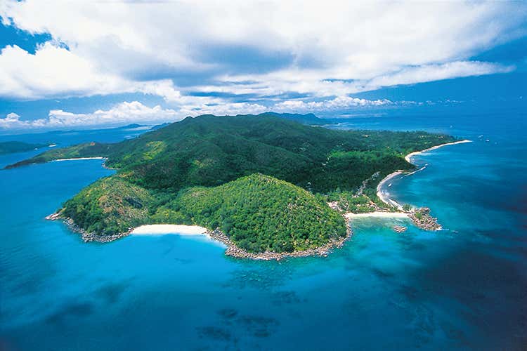 (Nel regno del coco de mer 
e delle tartarughe marine)