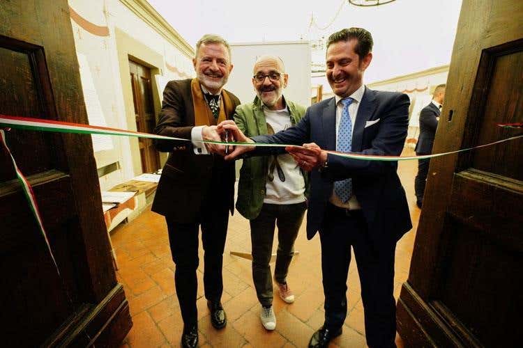 Alberto Lupini, Davide Dutto e Aldo Cursano (“No Tools Fork 1” ad Artimino 
In mostra la storia della forchetta)
