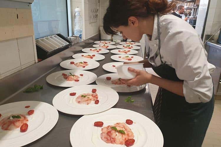 (Olio Riviera Ligure Dop 
A tavola con le tipicità delle Langhe)