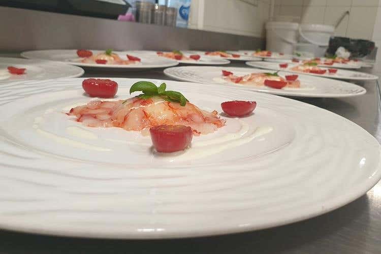 (Olio Riviera Ligure Dop 
A tavola con le tipicità delle Langhe)