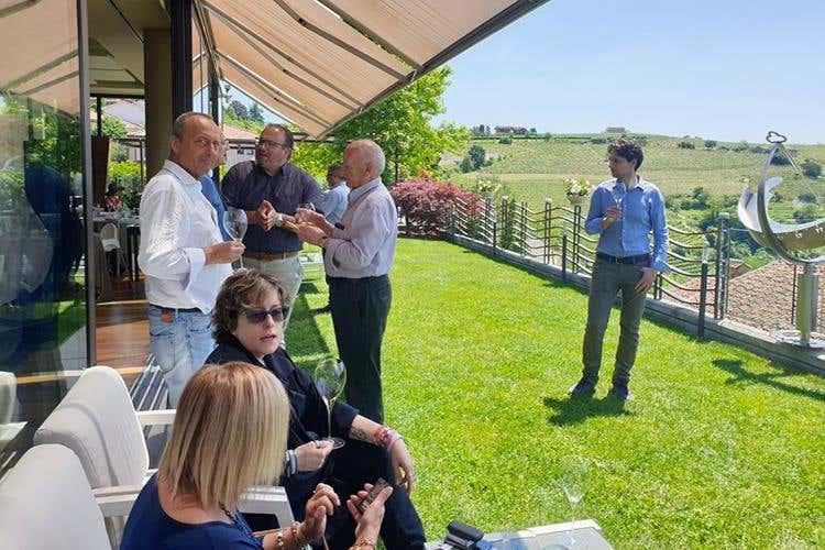 (Olio Riviera Ligure Dop 
A tavola con le tipicità delle Langhe)