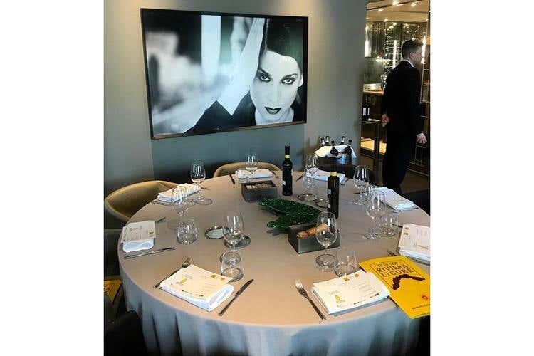 (Olio Riviera Ligure Dop, il rilancio 
comincia dalle cucine di La Mantia)