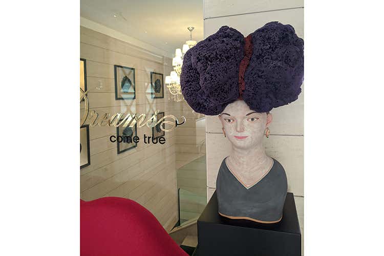 Al Boutique Hotel Esplanade la moglie di Peppino Pagano cura esposizioni artistiche temporanee