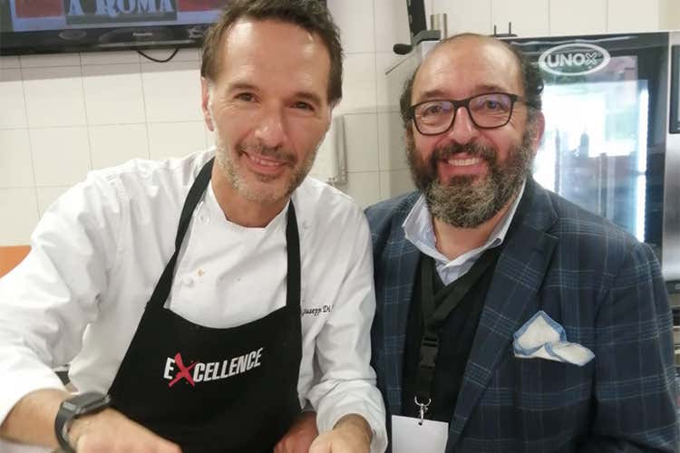 Giuseppe di Iorio con Giuseppe Garozzo Zannini Quirini (La pasta, orgoglio made in Italy 
Una parata di chef la omaggia)