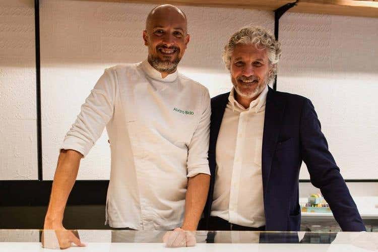 Alvaro Bido e Alessandro Angelon, Ad Forno d'Asolo (Pasticceria Caffè La Donatella 
Dolci creazioni alla regata veneziana )