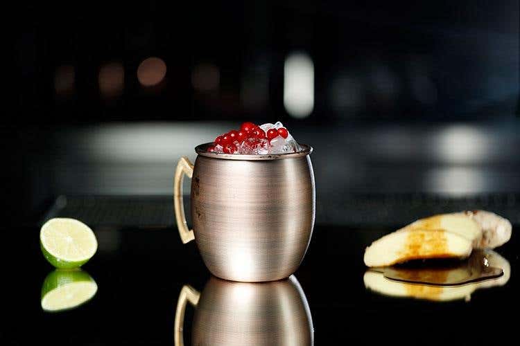 (Piatti mediterranei e sonorità jazz 
all'Elegance Cafè di Roma Ostiense)