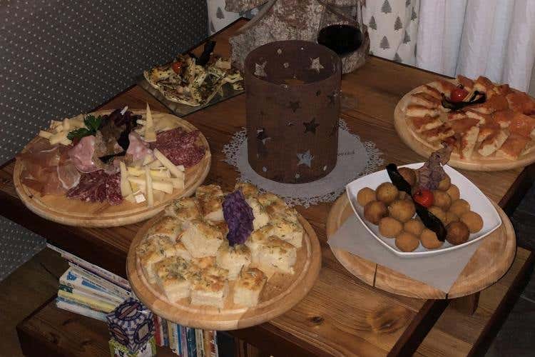 Aperitivo all'hotel La Chance (Pila, tra fascino e meraviglie 
Sci, cibo e ospitalità i marchi di fabbrica)