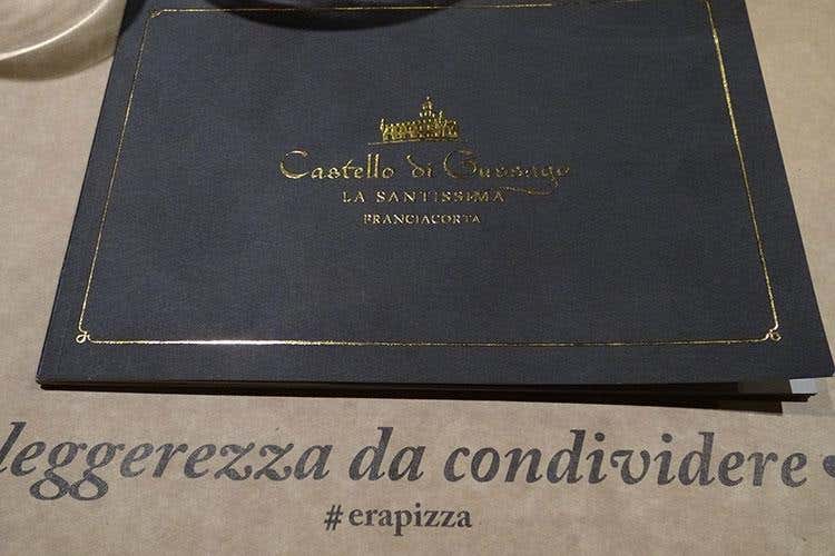 (Pizza gourmet e calici franciacortini 
I vini di Castello di Gussago da Era Pizza)