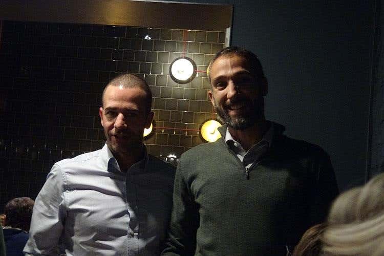 (Pizza gourmet e calici franciacortini 
I vini di Castello di Gussago da Era Pizza)