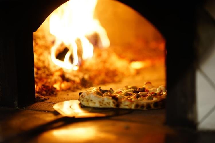 (#pizzaUnesco, trionfa Giuseppe Vitiello 
La sua Pizza Doppia batte 374 ricette)
