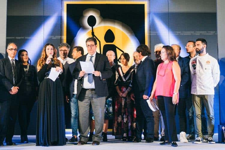 Francesca Marino e Luciano Pignataro (#PizzAward 2018 
Il vincitore è Stefano Miozzo)