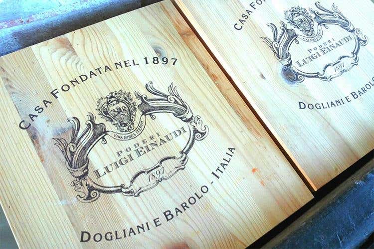 Poderi Einaudi, tra vino e ospitalità 
Amore per la terra da quattro generazioni