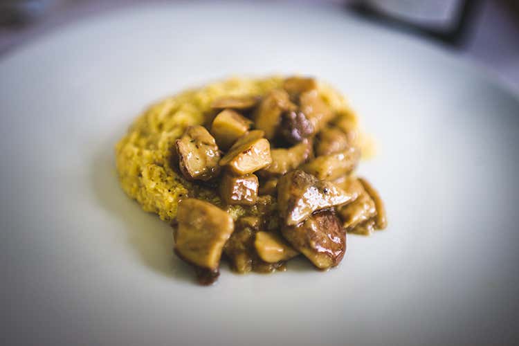 Un classico, polenta e funghi (Porcini a volontà 
alla Trattoria Visconti)