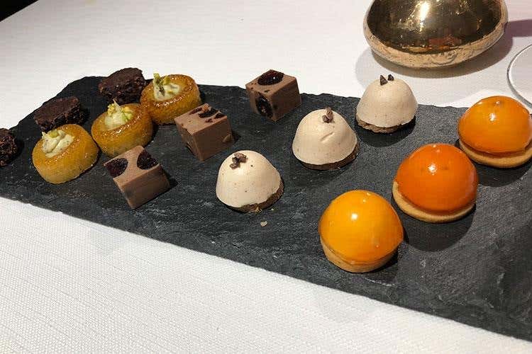 Piccola pasticceria (Premio Laudemio, seconda edizione 
Da Sadler la 1ª tappa dell'olio toscano)