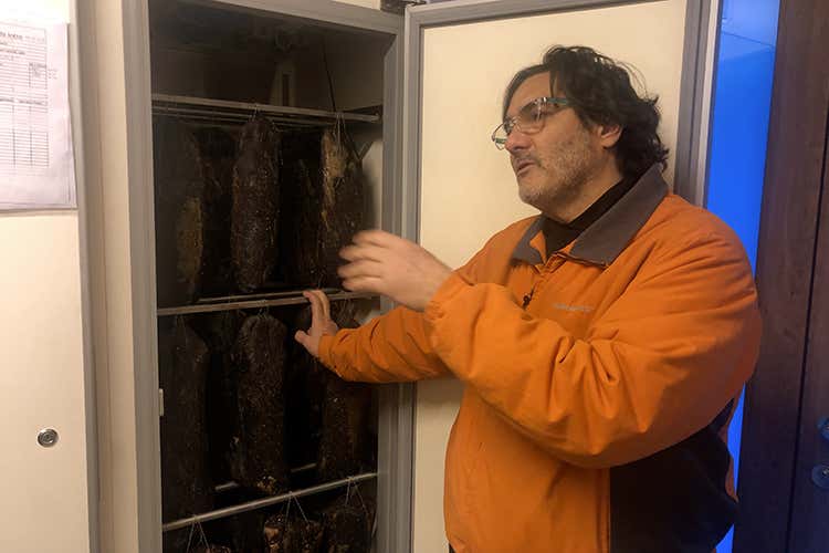 (Prodotti tipici, tecniche dal mondo 
Il segreto di Masanti a Il Cantinone)