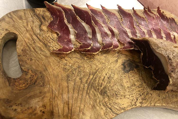 (Prodotti tipici, tecniche dal mondo 
Il segreto di Masanti a Il Cantinone)