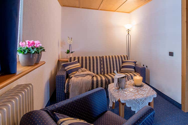 (Prodotti tipici, tecniche dal mondo 
Il segreto di Masanti a Il Cantinone)