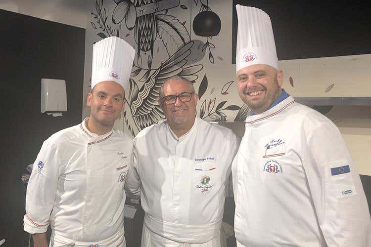 (Provenza capitale gastronomica 
La cucina Mediterranea francese)