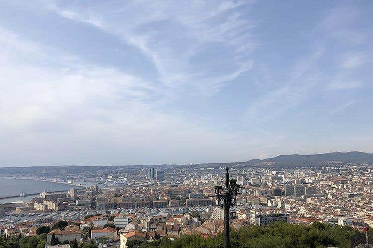 (Provenza capitale gastronomica 
La cucina Mediterranea francese)