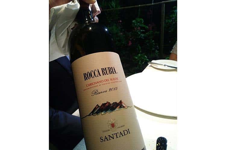 Carignano del Sulcis Riserva Rocca Rubia Doc Cantina Sociale Santadi (Ramsay & Friends al Forte Village 
Cucina gourmet, ma tavola solidale)
