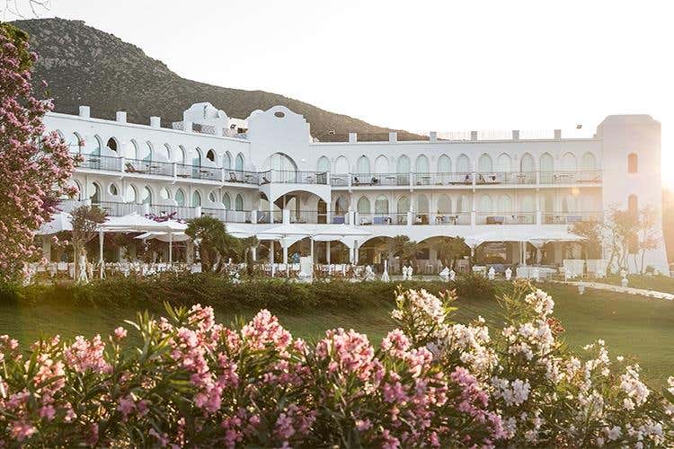 (Resort Capo Boi 
Una vacanza nel lusso a Villasimius)