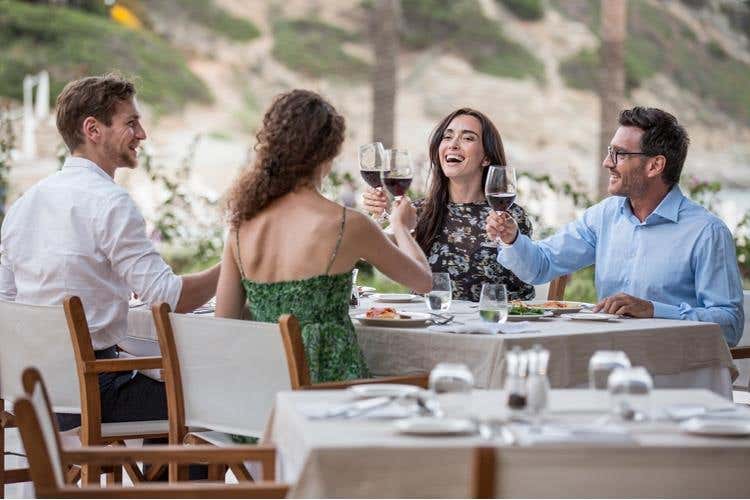 (Resort Capo Boi 
Una vacanza nel lusso a Villasimius)