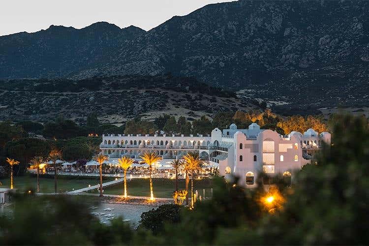 (Resort Capo Boi 
Una vacanza nel lusso a Villasimius)