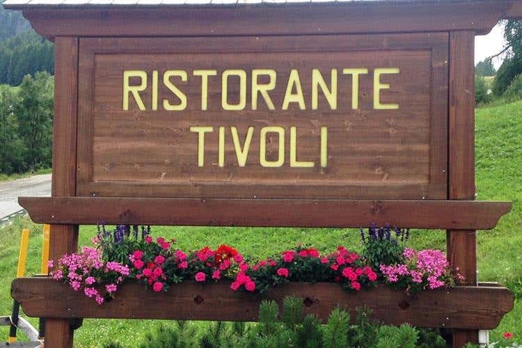 (Ristorante Tivoli di Cortina d'Ampezzo 
Da 20 anni al servizio delle Dolomiti)