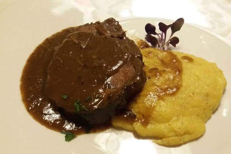 Cappello del prete brasato al Teroldego(Ristoranti Regionali Cucina Doc 
Il Giardino di Cles nuovo associato)