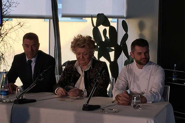 Antonio Rossi, Claudia Rovagnati e Enrico Bartolini - Rovagnati Academy Food Experience 
vince il Piatto unico della scuola In-Presa