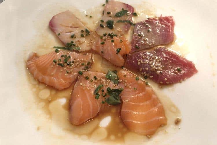 Carpaccio dei 5 continenti(S.Pellegrino Sapori Ticino, Wicky Pryan delizia coi suoi piatti la 2ª tappa del tour
