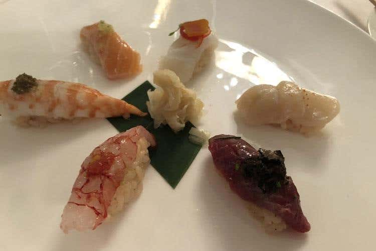 Sushi Kan (S.Pellegrino Sapori Ticino, Wicky Pryan delizia coi suoi piatti la 2ª tappa del tour