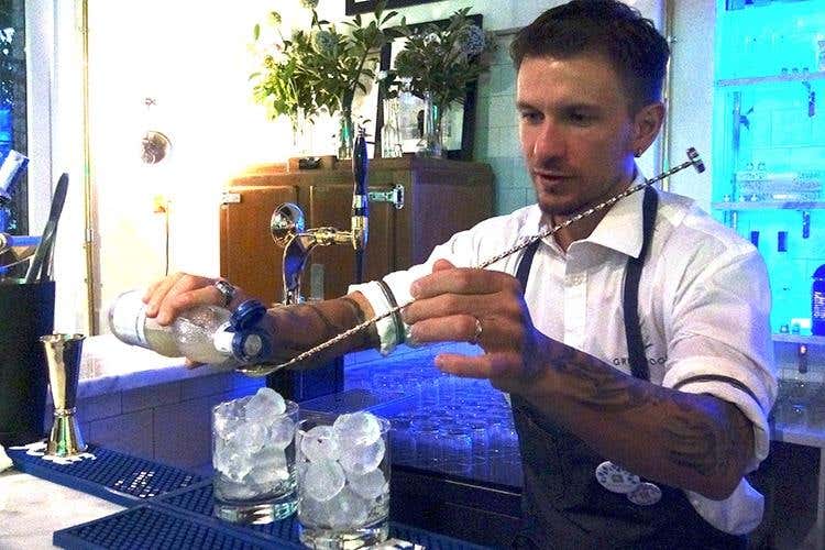 (Salentina e Shakerato 
Le due “Ispirazioni” estive di Nespresso)