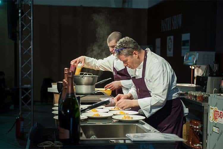 Ernst Knam - Salon du Chocolat, prima serata sold out 
Una dolce sfilata firmata Naba e AMPI
