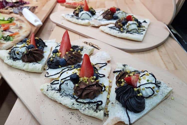 Pizza vegana (SapEur e Forlì Wine Festival 
Prodotti tipici e i 100 vini migliori d'Italia)