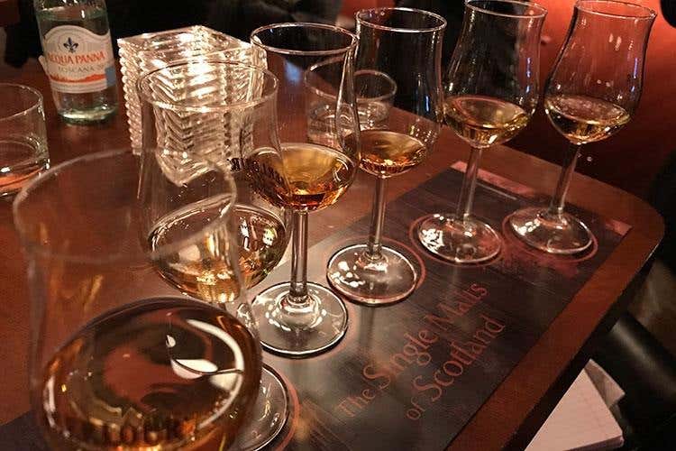(Scapa, The Glenlivet, Aberlour 
Single malt of Scotland in degustazione)