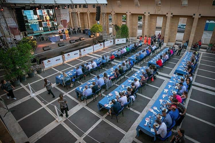 (Scirocco Wine Fest, 2ª edizione 
Il vino da sei Paesi del Mediterraneo)