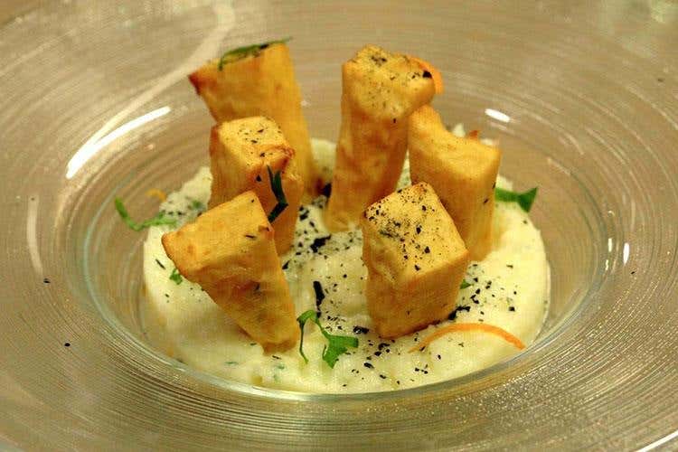 Crocchette di farina di ceci e crema di baccalà - Semplicità, impegno e buona cucina 
Ci si sente in famiglia da Biancomangiare