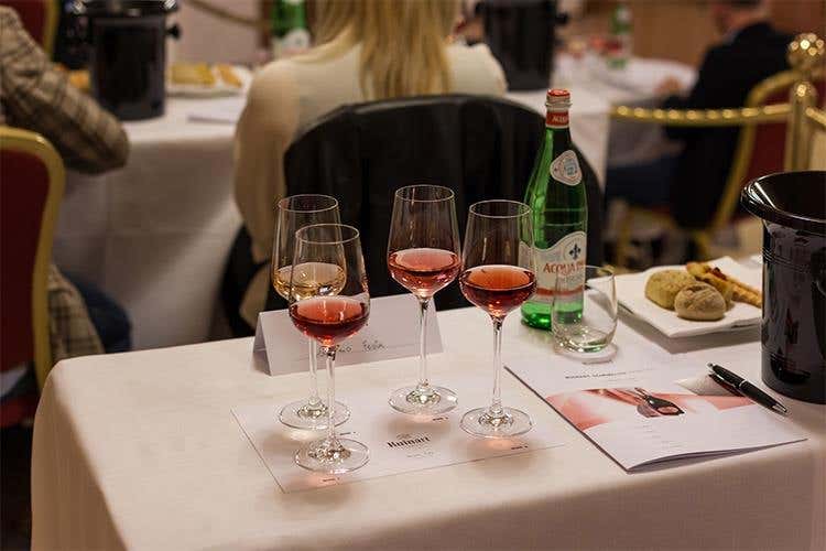 Sergio Frasca del ristorante Imàgo 
trionfa al Ruinart Sommelier Challenge