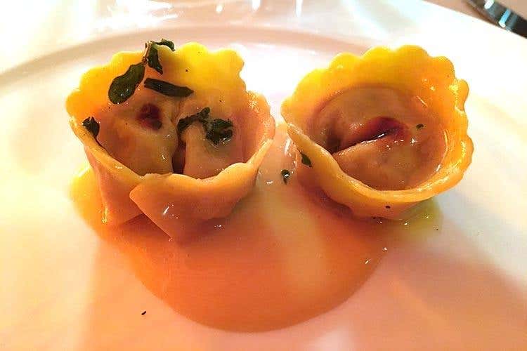 Tortelli di ossobuco alla milanese, salsa di agrumi e soia - Massimiliano Mandozzi (Sergio Mei al CastaDiva Resort Ospite di una serata firmata Euro-Toques