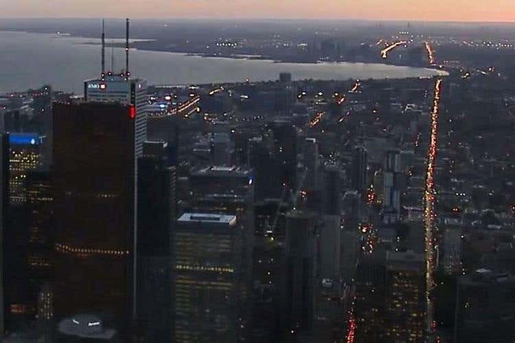 (Shangri-Là Hotels & Resorts 
Il marchio di Hong Kong sbarca a Toronto)