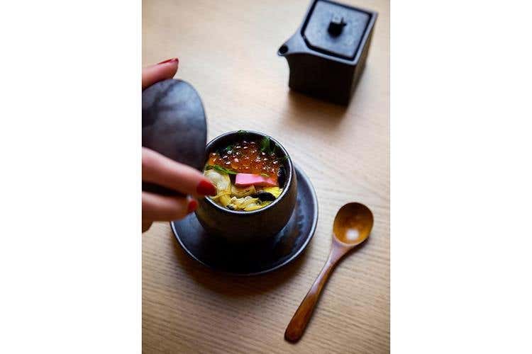 (Shiroya, il locale novità a Roma
Cucina nipponica, quella autentica)