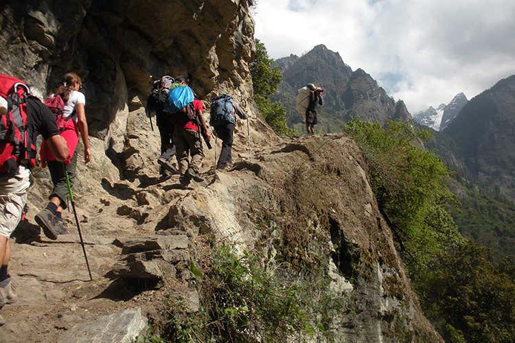 Annapurna (Slow, consapevole e... a piedi Verso la rivoluzione del turismo